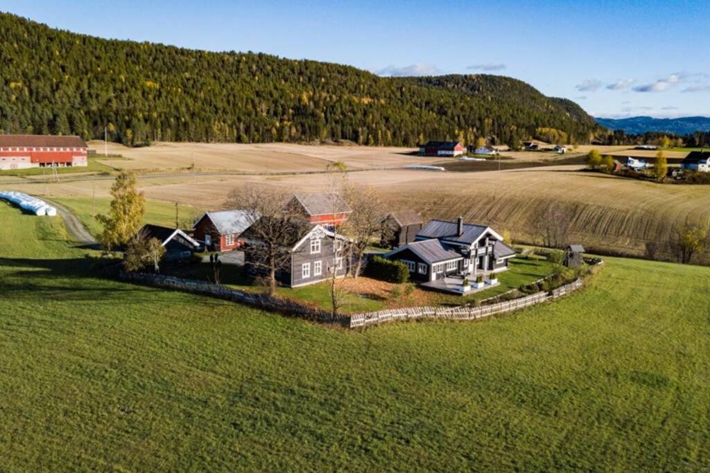 Eika Cottage: Cozy, Rural, Spacious And Well-Equiped Amot  Екстериор снимка